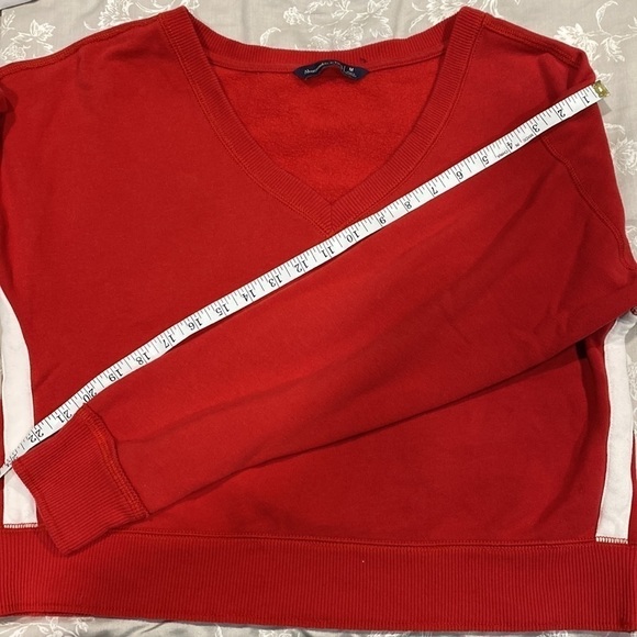 A&F Vintage Cropped V Neck Sweatshirt - Picture 10 of 10